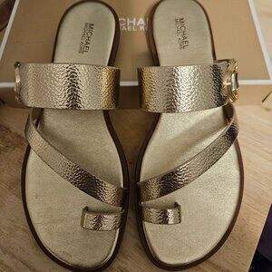 Michael Michael Kors Vera Toe-Ring Slip on Sandals Size 8.5